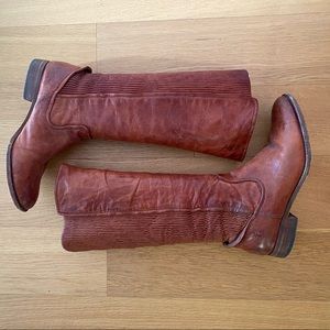 Beautifully worn Frye Boots w/elastic back